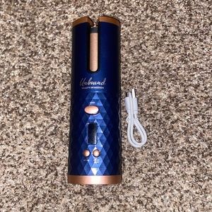 Unbounded hair curlier